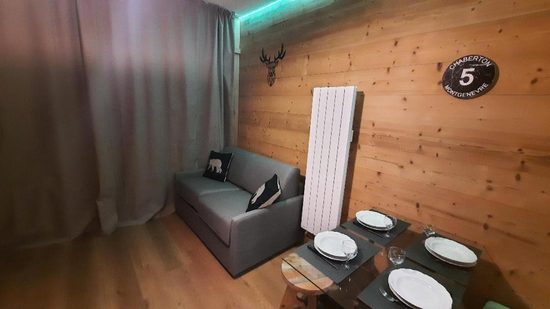 Le Cocon Des Neiges Montgenevre Apartamento Exterior foto